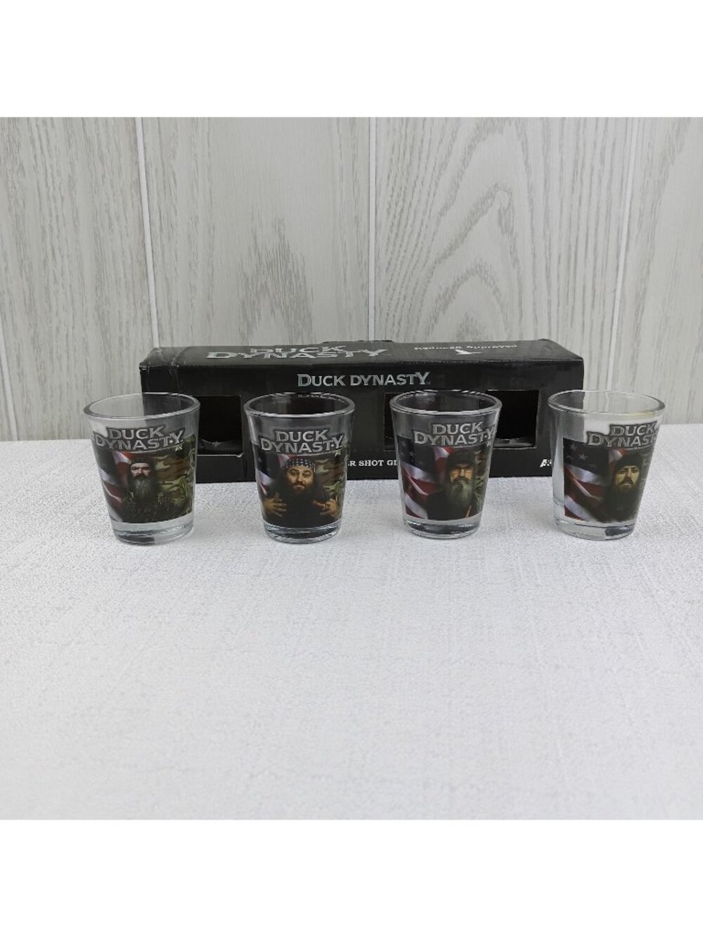A&E Duck Dynasty Shot Glasses Set Of 4 Phil Willie Jase Si Robertson TV show
